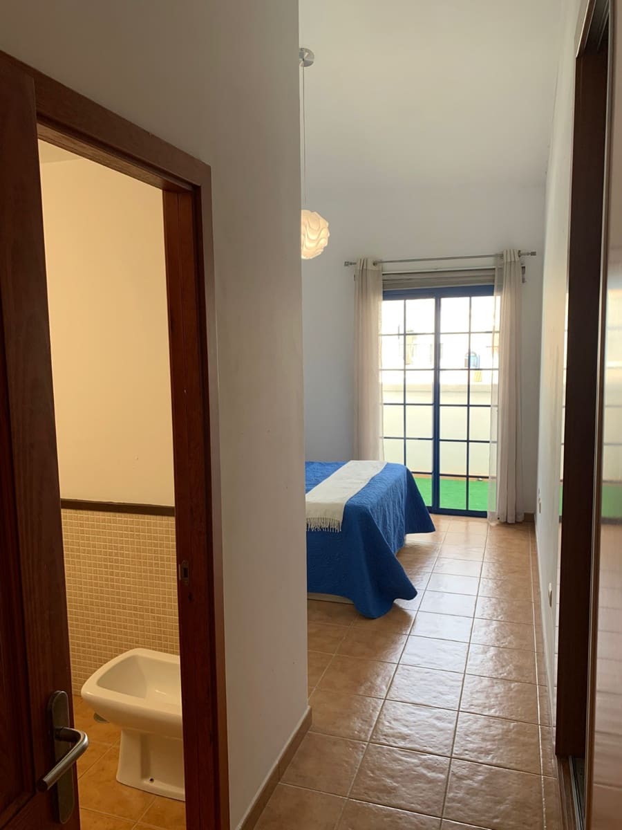 2 soveværelse Penthouse til salg i Llano del Camello med swimmingpool garage - € 265.000 (Ref: 9747361)