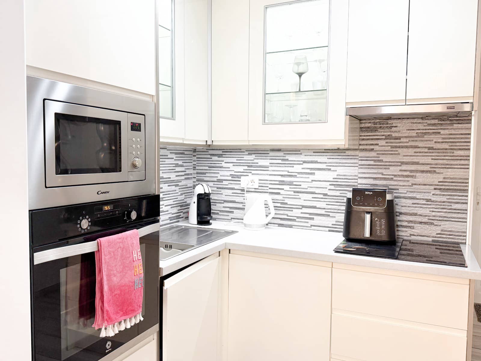 2 soverom Leilighet til salgs i Los Cristianos med svømmebasseng - € 350 000 (Ref: 9759513)