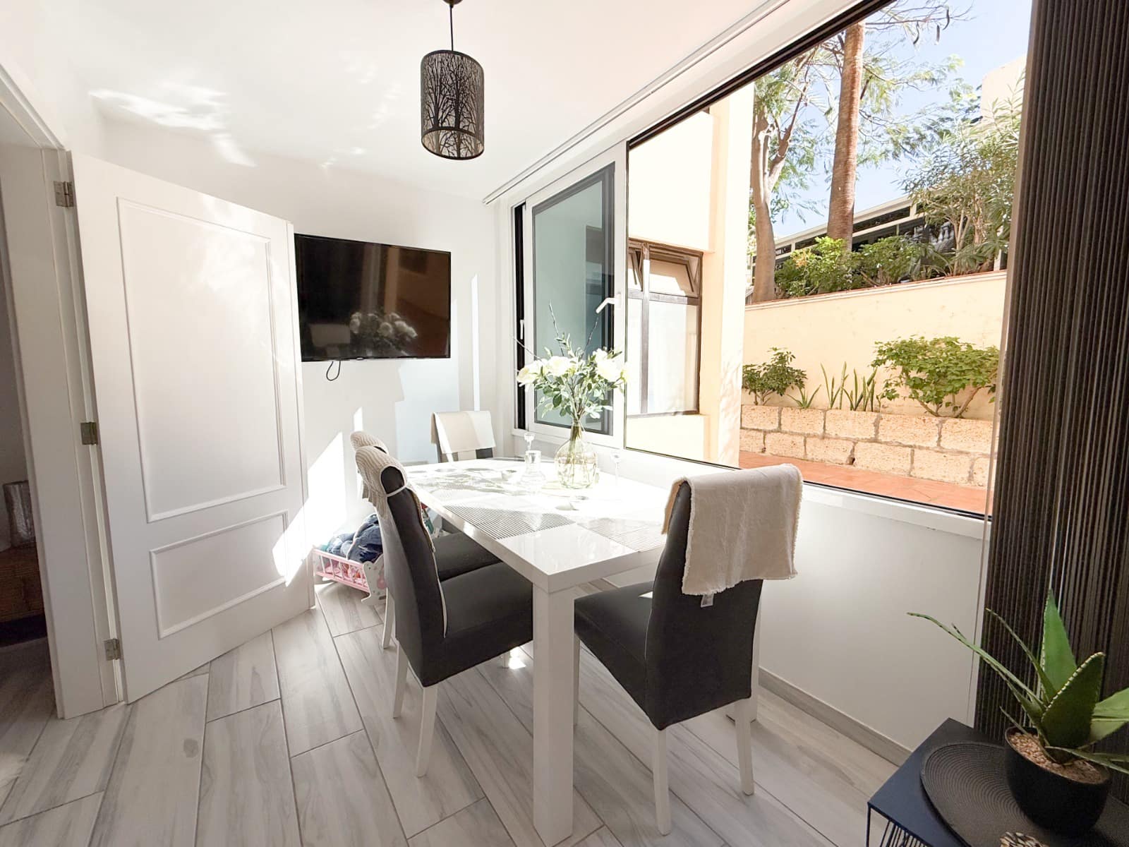 2 soverom Leilighet til salgs i Los Cristianos med svømmebasseng - € 350 000 (Ref: 9759513)