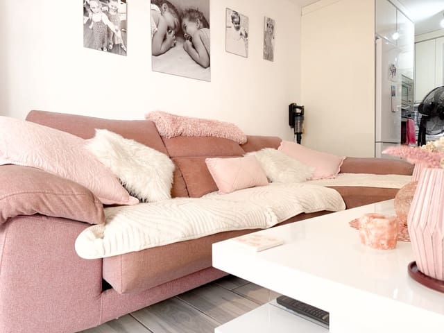 2 soverom Leilighet til salgs i Los Cristianos, Arona med svømmebasseng - € 350 000 (Ref: 9759513)