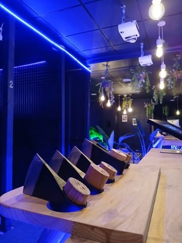 Bedrijf te koop in Playa de las Américas, Adeje met garage - € 65.000 (Ref: 9863739)