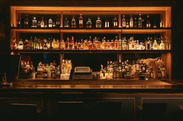 Restaurant/Bar for sale in Playa de las Américas, Adeje - € 99,950 (Ref: 9869709)