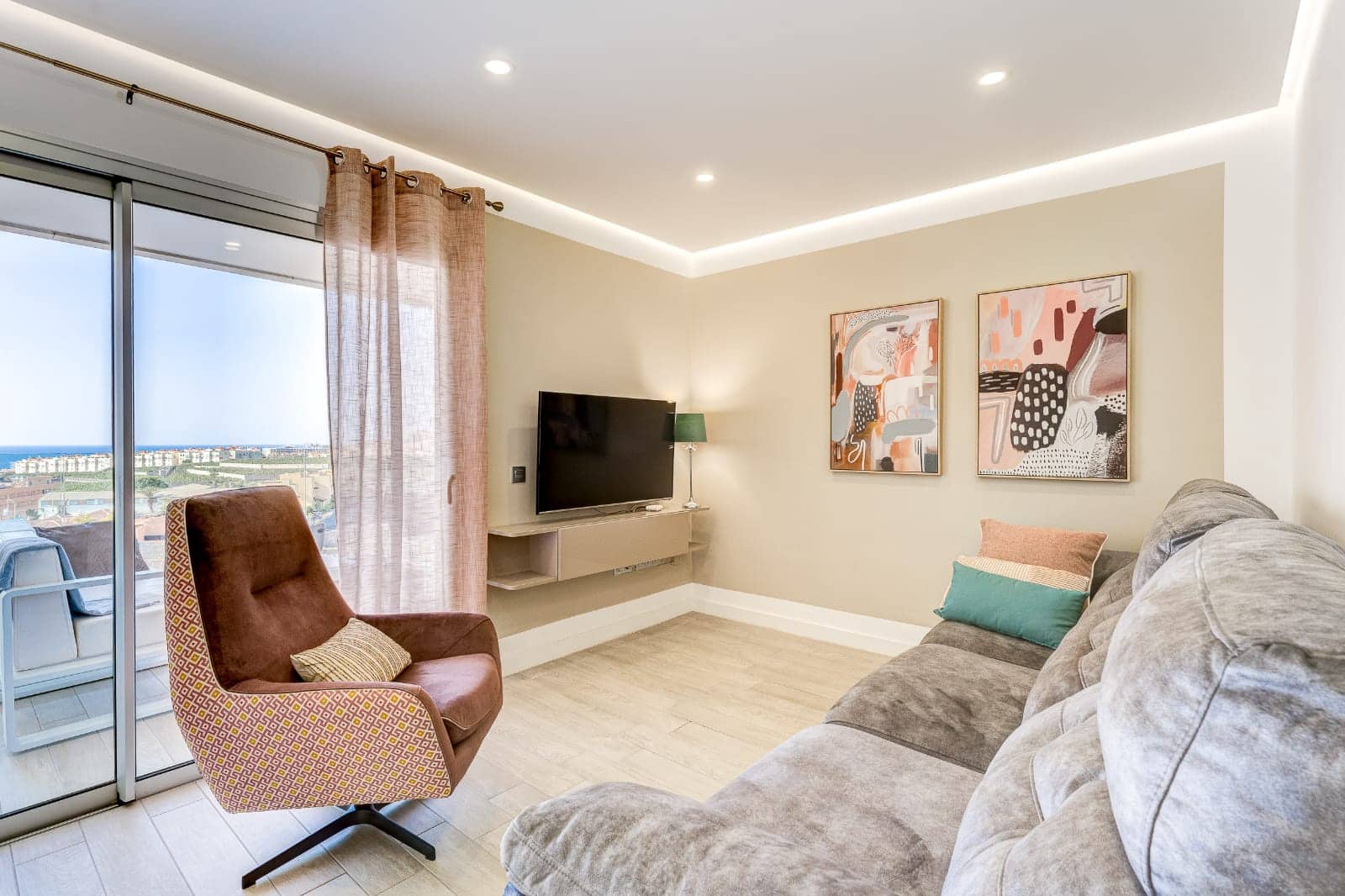 3 slaapkamer Appartement te koop in Playa Paraiso met zwembad garage - € 660.000 (Ref: 9873873)