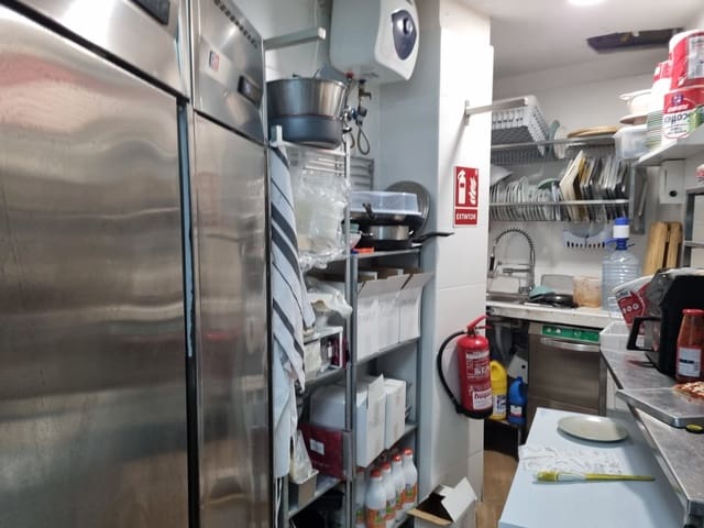 Restaurant/bar te koop in Costa Adeje, Adeje - € 64.950 (Ref: 9964395)