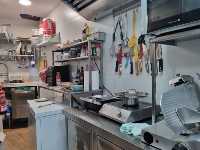 Restaurant/bar te koop in Costa Adeje, Adeje - € 64.950 (Ref: 9964395)