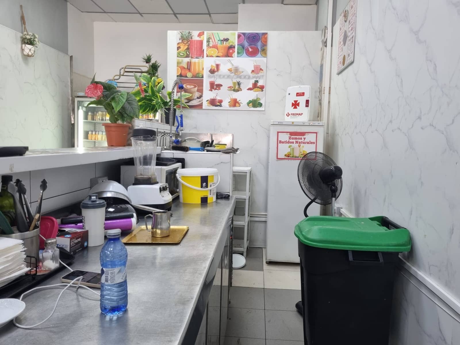 Restaurant/Bar til salgs i Los Cristianos - € 89 950 (Ref: 9964398)