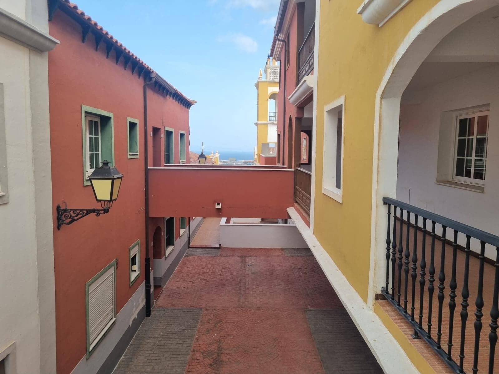 1 Zimmer Apartment zu verkaufen in Llano del Camello mit Pool - 248.500 € (Ref: 9986174)