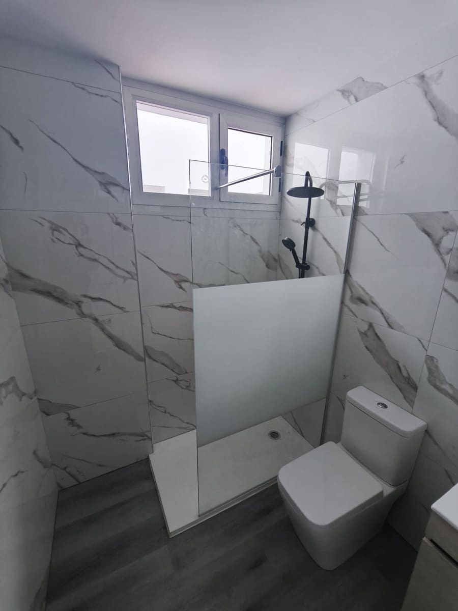 3 bedroom Flat for sale in Aguimes with garage - € 218,000 (Ref: 9696732)