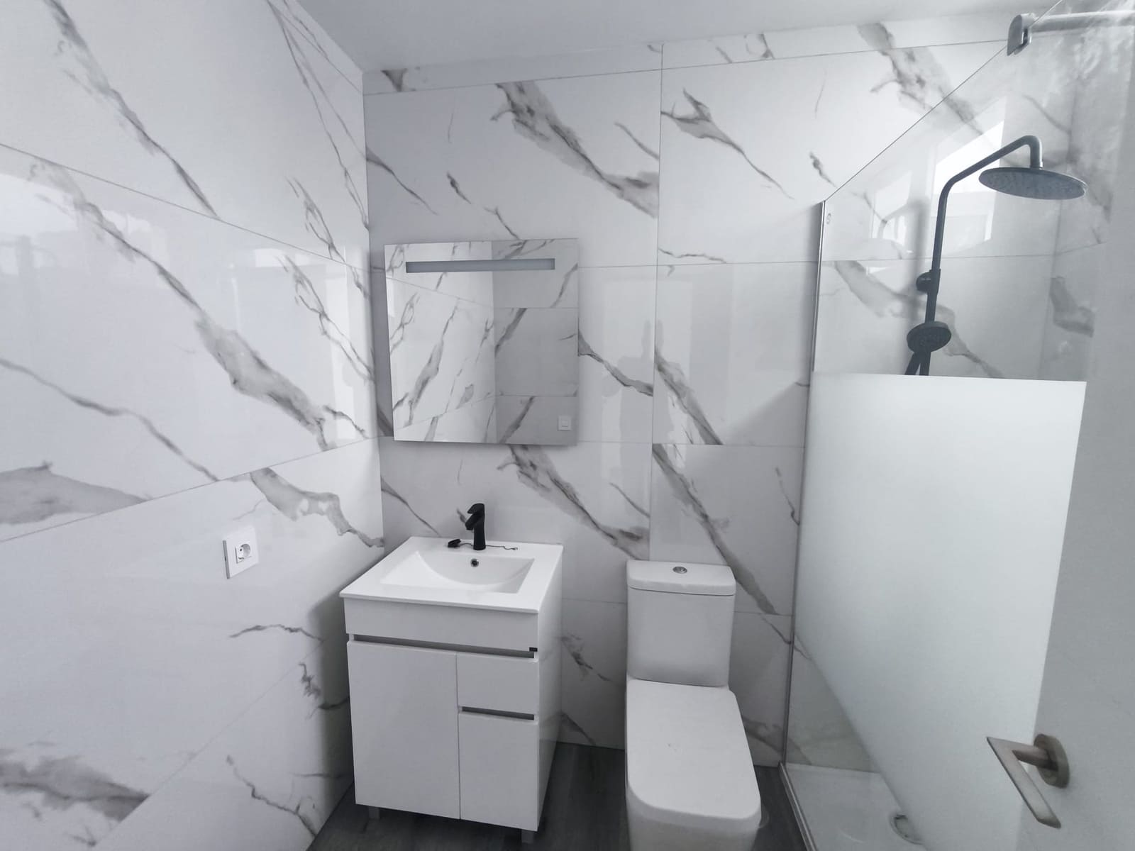 3 bedroom Flat for sale in Aguimes with garage - € 218,000 (Ref: 9696732)