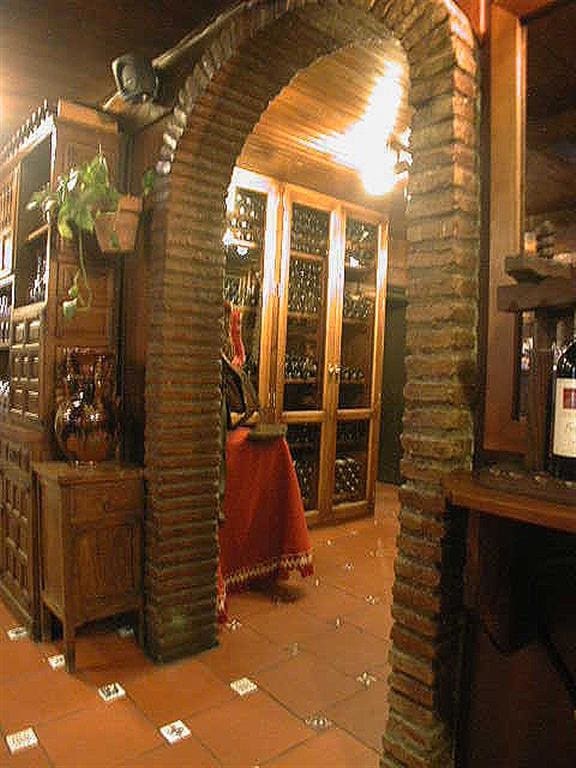 Restaurant/Bar til salg i Nueva Andalucia med garage - € 5.200.000 (Ref: 5168184)