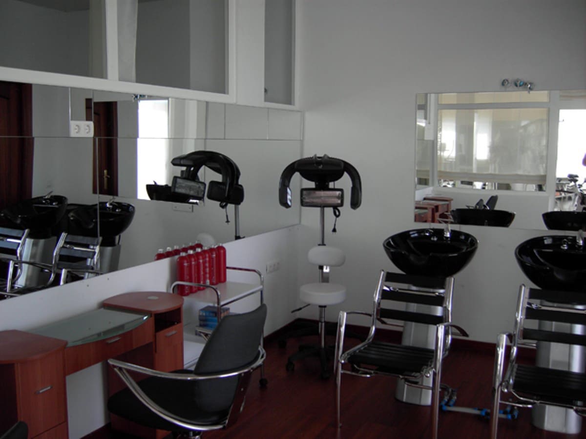 80 soveværelse Hotel til salg i Ojen med swimmingpool - € 11.000.000 (Ref: 5168395)