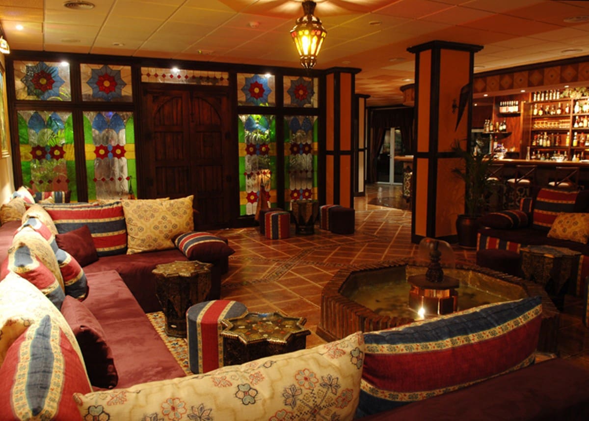 80 soveværelse Hotel til salg i Ojen med swimmingpool - € 11.000.000 (Ref: 5168395)