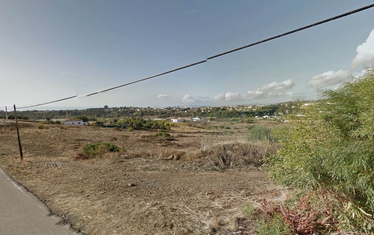 Ubebygd land til salgs i Estepona - € 7 878 500 (Ref: 5266002)