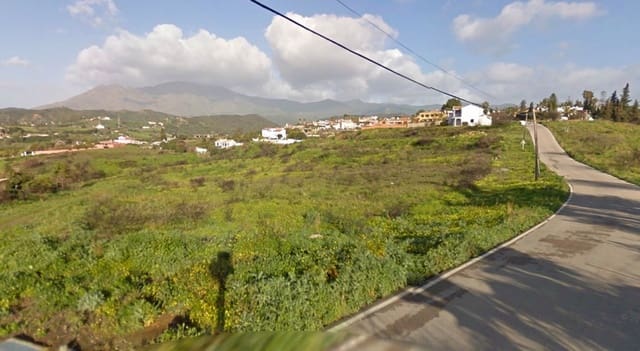 Undeveloped Land for sale in Centro, Estepona - € 7,878,500 (Ref: 5266002)