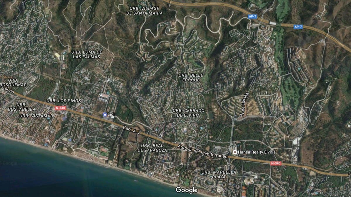 Grunde uden byggetilladelser til salg i Elviria - € 6.690.000 (Ref: 5266294)