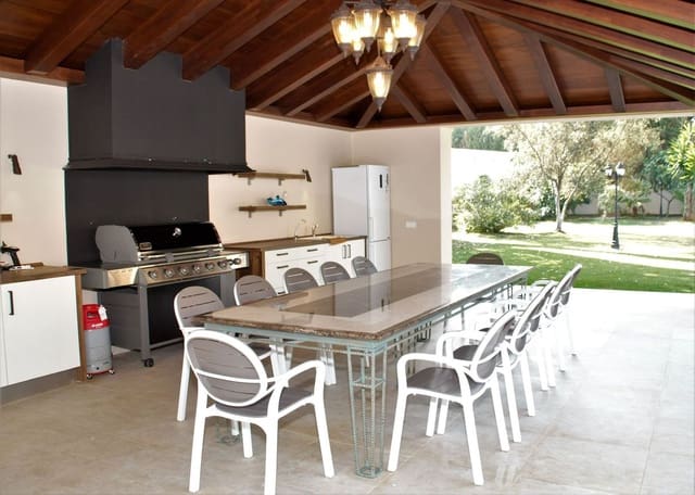 5 sypialnia Willa na sprzedaż w Guadalmina Baja, Marbella z basenem garażem - 10 200 000 € (Ref: 5266411)