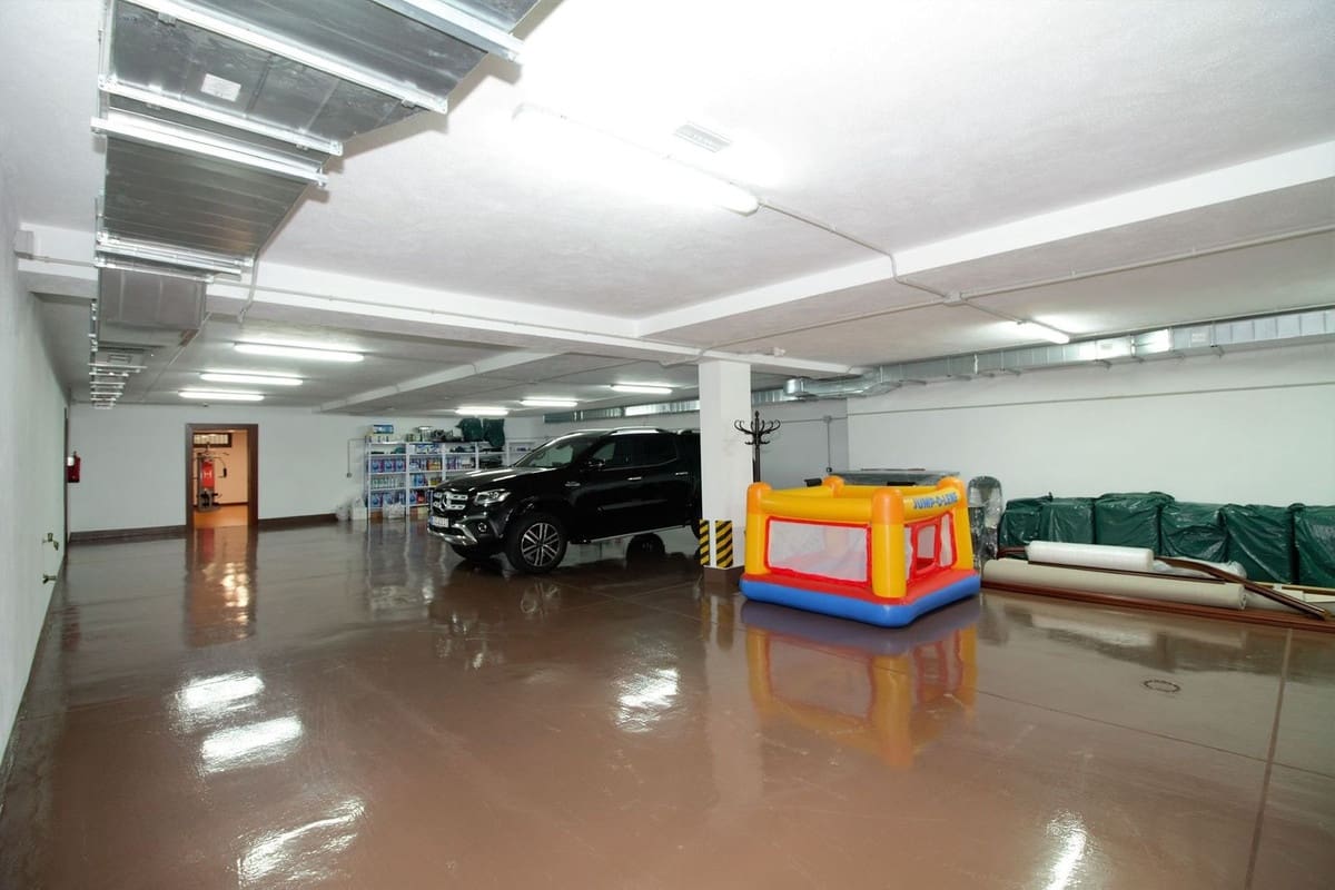 5 sypialnia Willa na sprzedaż w Guadalmina z basenem garażem - 10 200 000 € (Ref: 5266411)