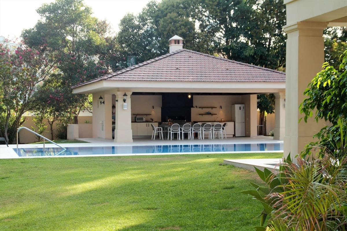 5 sypialnia Willa na sprzedaż w Guadalmina z basenem garażem - 10 200 000 € (Ref: 5266411)