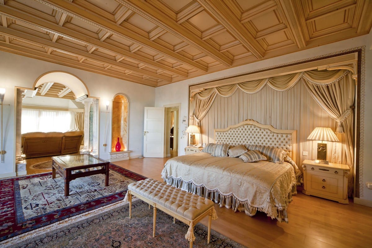 7 sypialnia Willa na sprzedaż w Puerto Banus z basenem garażem - 10 000 000 € (Ref: 5282599)