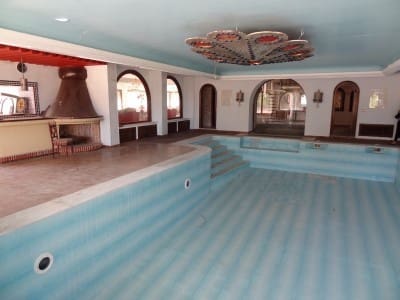 24 sypialnia Willa na sprzedaż w Atalaya-Isdabe z basenem garażem - 17 500 000 € (Ref: 5296117)