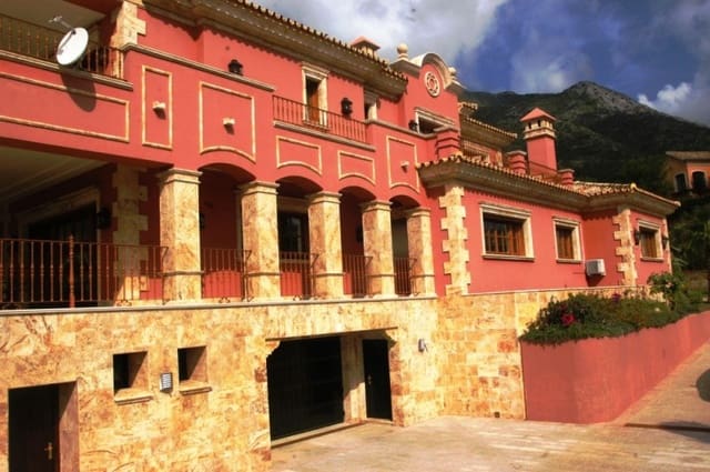 10 soveværelse Villa til salg i Sierra Blanca, Marbella med swimmingpool garage - € 16.000.000 (Ref: 5592488)
