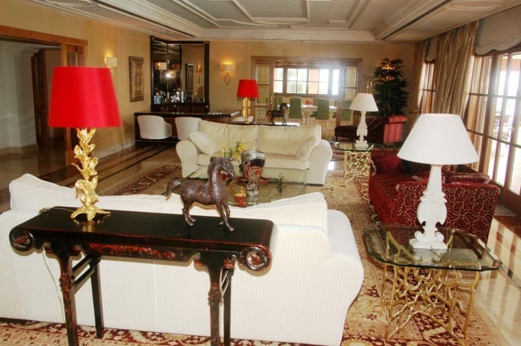 10 chambre Villa/Maison à vendre à Golden Mile avec piscine garage - 16 000 000 € (Ref: 5592488)