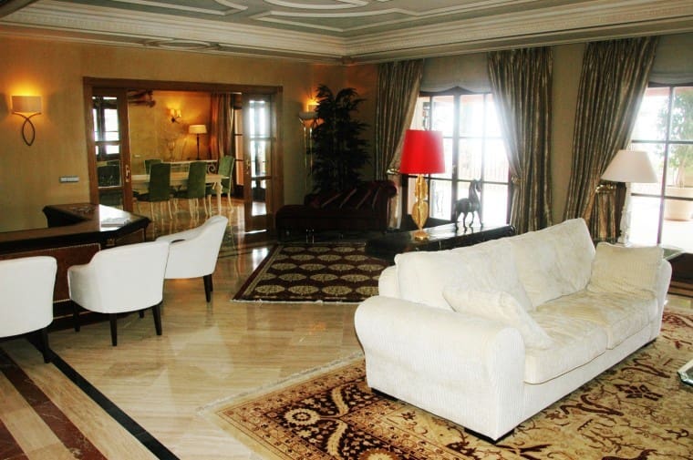 10 chambre Villa/Maison à vendre à Golden Mile avec piscine garage - 16 000 000 € (Ref: 5592488)