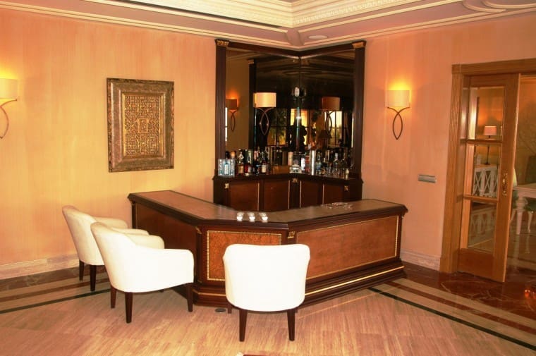 10 chambre Villa/Maison à vendre à Golden Mile avec piscine garage - 16 000 000 € (Ref: 5592488)