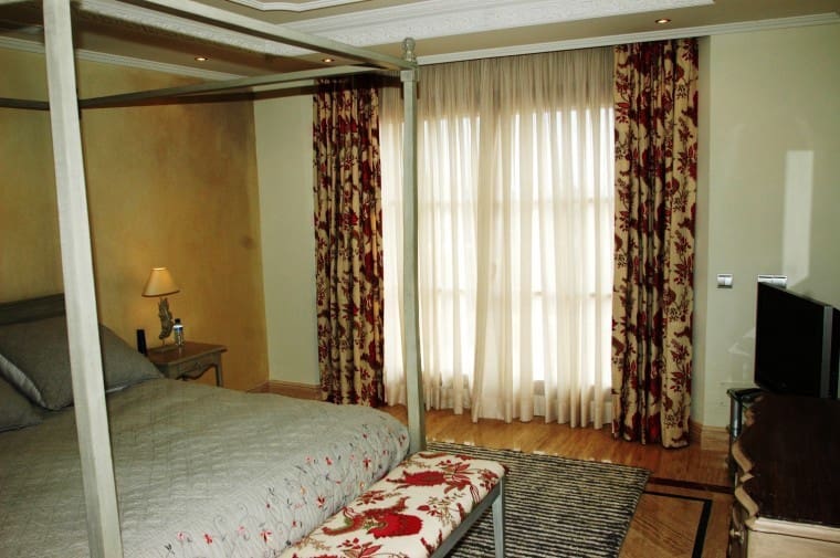 10 chambre Villa/Maison à vendre à Golden Mile avec piscine garage - 16 000 000 € (Ref: 5592488)