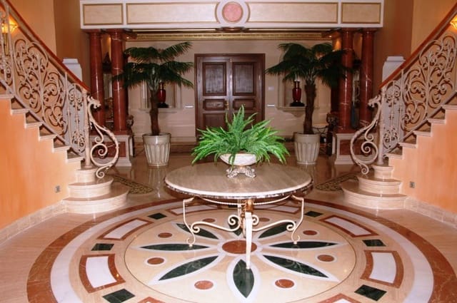 10 soveværelse Villa til salg i Sierra Blanca, Marbella med swimmingpool garage - € 16.000.000 (Ref: 5592488)