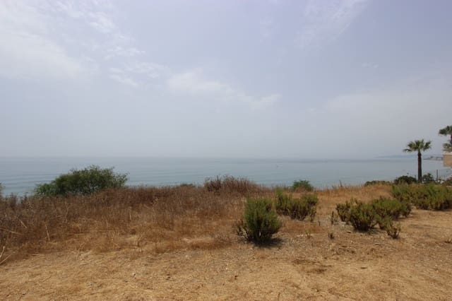 Ubebygd land til salgs i Centro, Estepona - € 10 000 000 (Ref: 6470015)