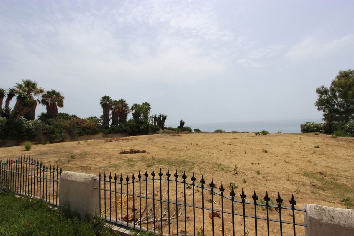 Terreno Não Urbanizado para venda em Estepona - 10 000 000 € (Ref: 6470015)