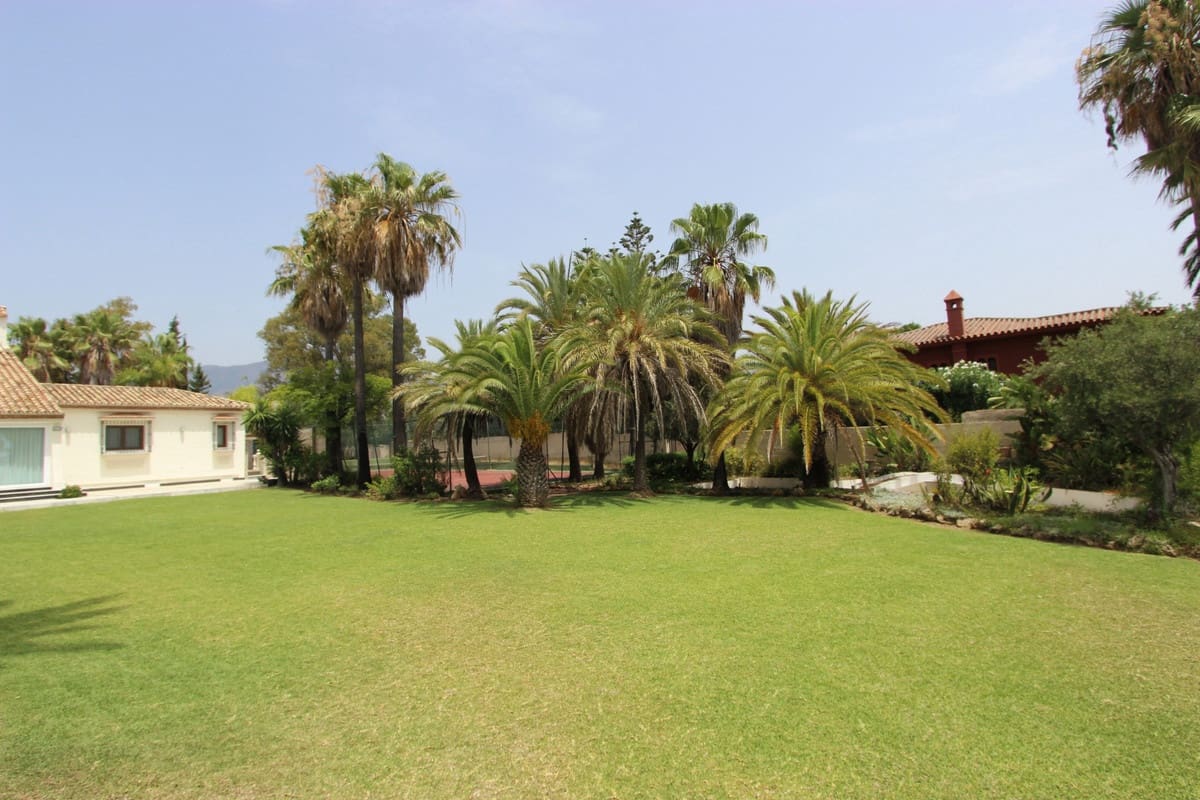 Terreno Não Urbanizado para venda em Estepona - 10 000 000 € (Ref: 6470015)