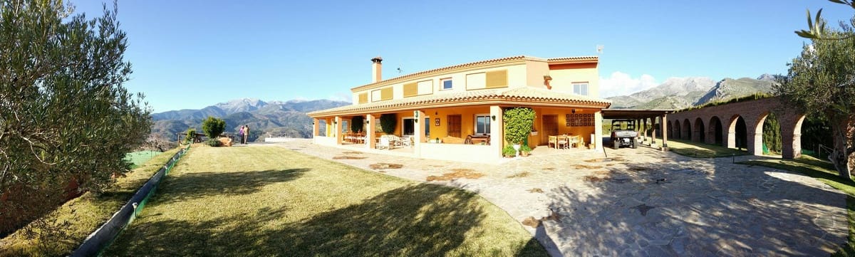 8 soveværelse Villa til salg i Alozaina med swimmingpool - € 7.000.000 (Ref: 6470065)