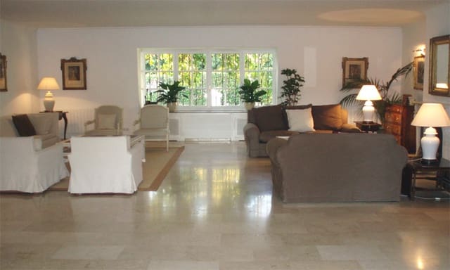 8 soverom Villa til salgs i La Carolina - Guadalpín, Marbella med svømmebasseng garasje - € 10 500 000 (Ref: 6471322)