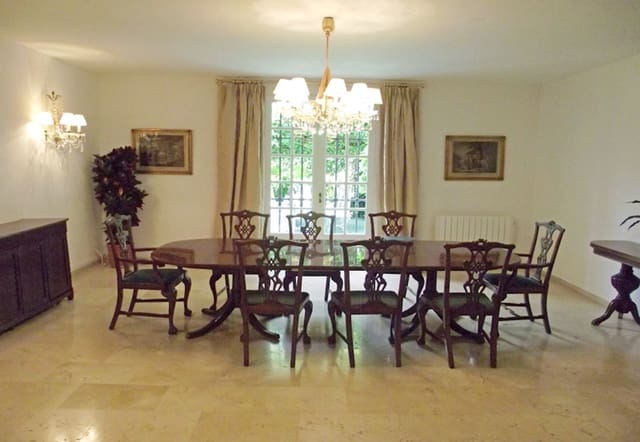 8 soverom Villa til salgs i La Carolina - Guadalpín, Marbella med svømmebasseng garasje - € 10 500 000 (Ref: 6471322)