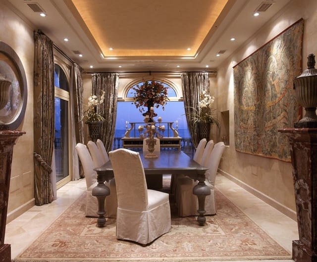 10 bedroom Villa for sale in Mijas with pool - € 38,000,000 (Ref: 6471324)