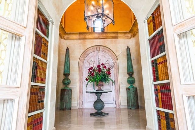 10 bedroom Villa for sale in Mijas with pool - € 38,000,000 (Ref: 6471324)