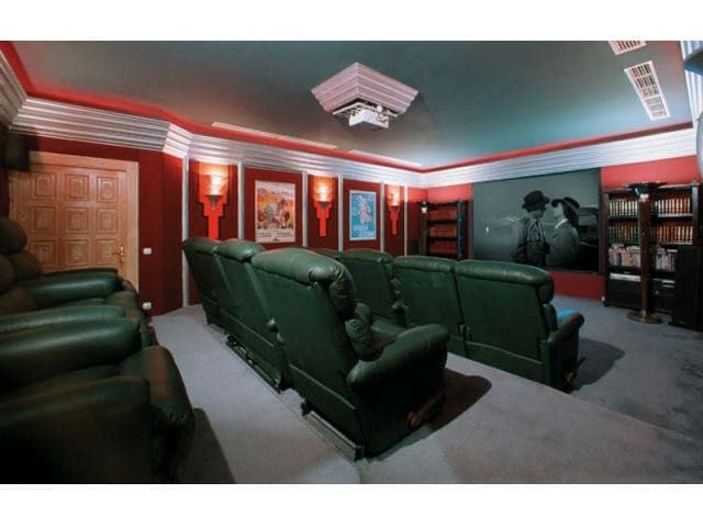 10 bedroom Villa for sale in Mijas with pool - € 38,000,000 (Ref: 6471324)