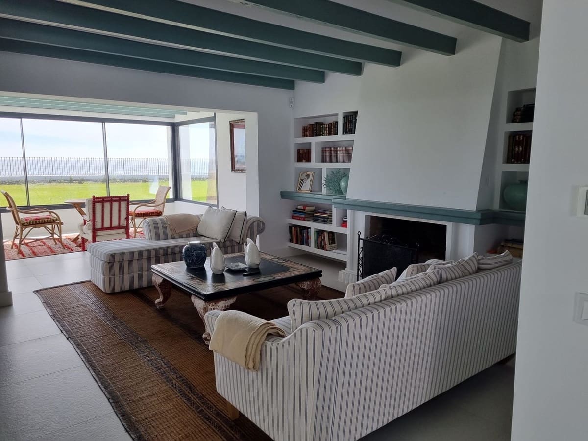 8 soverom Villa til salgs i Guadalmina med svømmebasseng garasje - € 14 000 000 (Ref: 6471329)