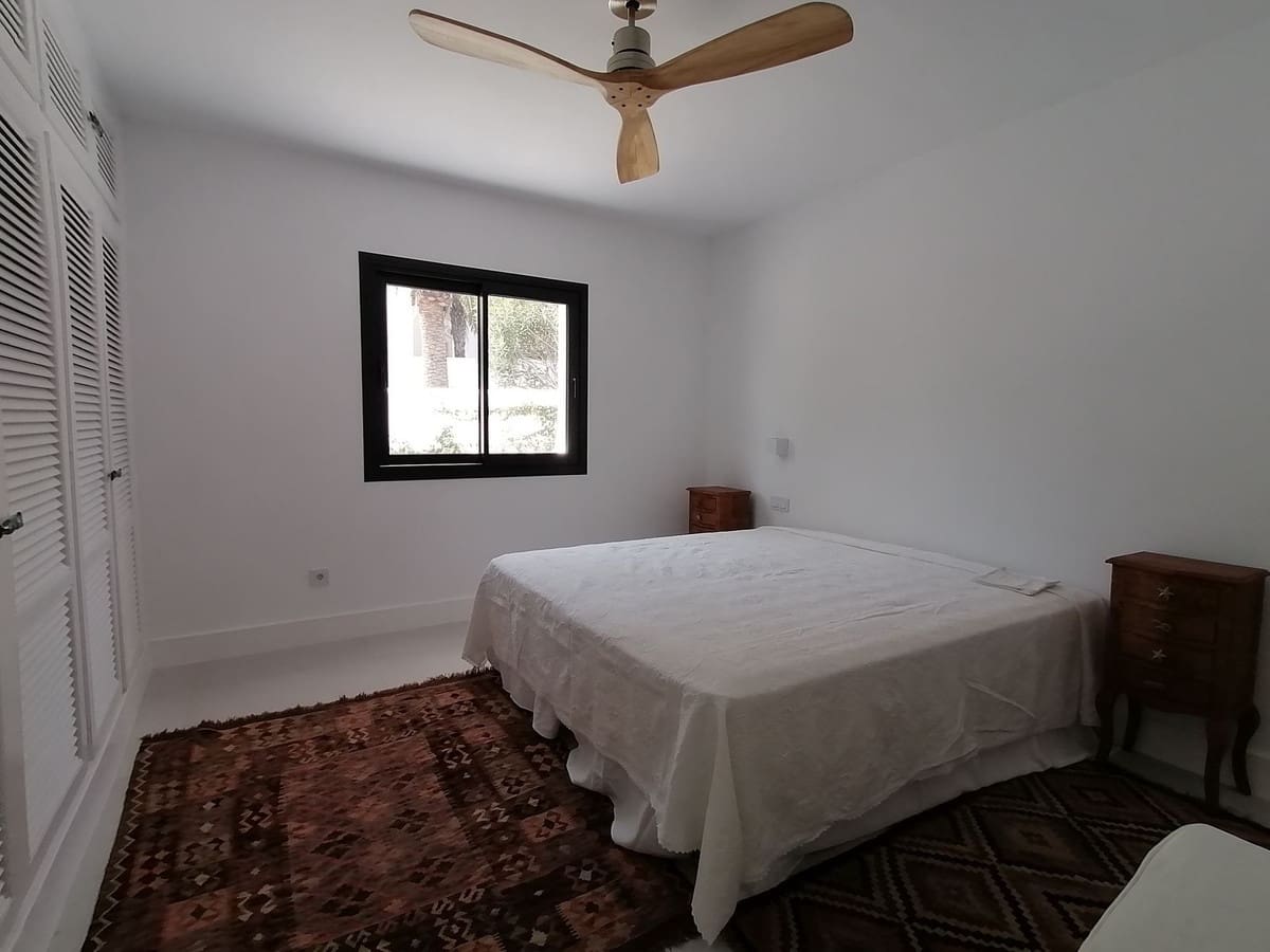 8 soverom Villa til salgs i Guadalmina med svømmebasseng garasje - € 14 000 000 (Ref: 6471329)