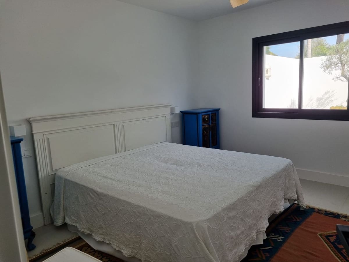 8 soverom Villa til salgs i Guadalmina med svømmebasseng garasje - € 14 000 000 (Ref: 6471329)