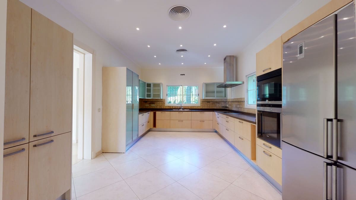 7 soverom Villa til salgs i Los Arqueros med svømmebasseng garasje - € 5 995 000 (Ref: 6471377)