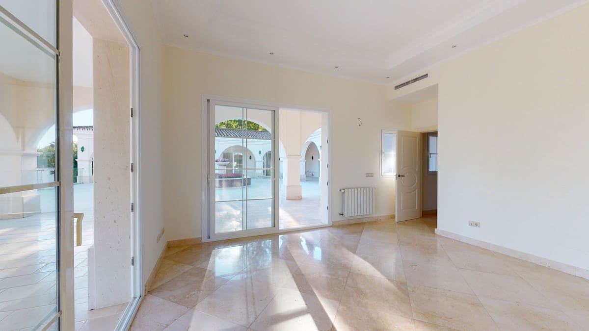 7 soverom Villa til salgs i Los Arqueros med svømmebasseng garasje - € 5 995 000 (Ref: 6471377)