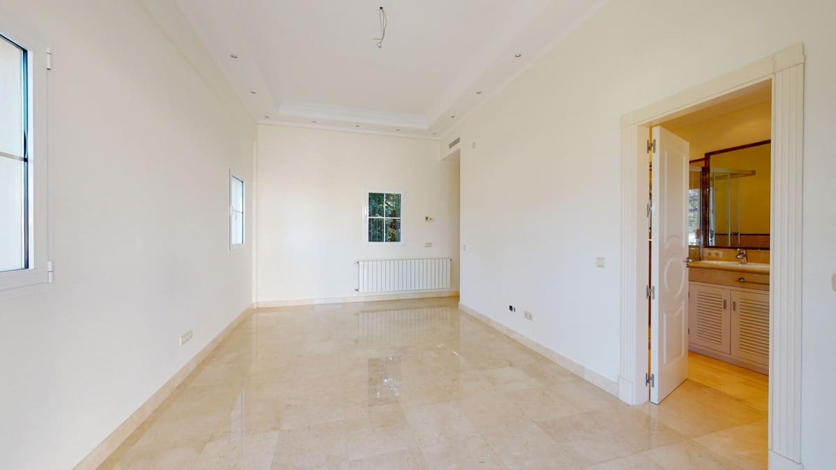 7 soverom Villa til salgs i Los Arqueros med svømmebasseng garasje - € 5 995 000 (Ref: 6471377)