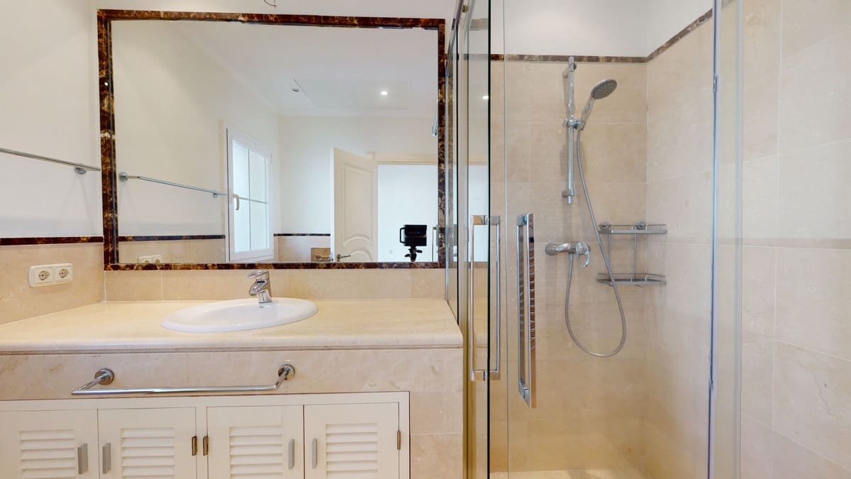 7 soverom Villa til salgs i Los Arqueros med svømmebasseng garasje - € 5 995 000 (Ref: 6471377)