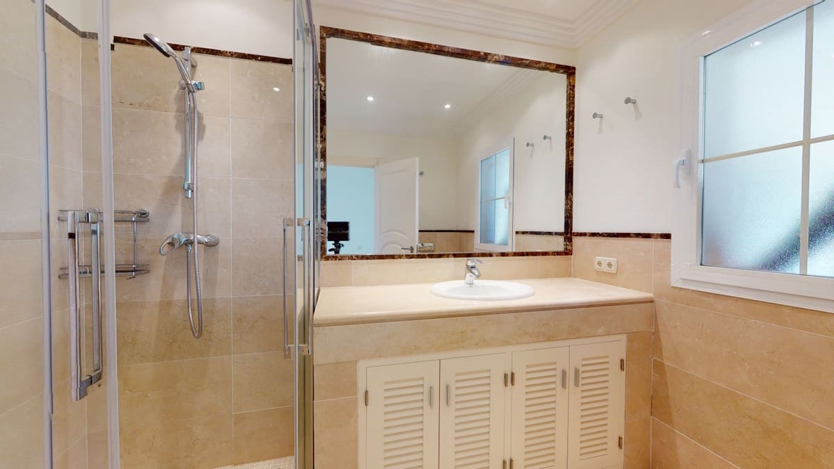 7 soverom Villa til salgs i Los Arqueros med svømmebasseng garasje - € 5 995 000 (Ref: 6471377)