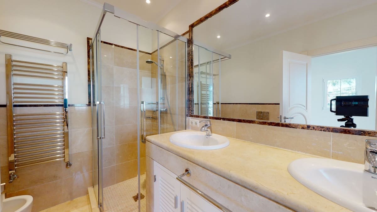 7 soverom Villa til salgs i Los Arqueros med svømmebasseng garasje - € 5 995 000 (Ref: 6471377)