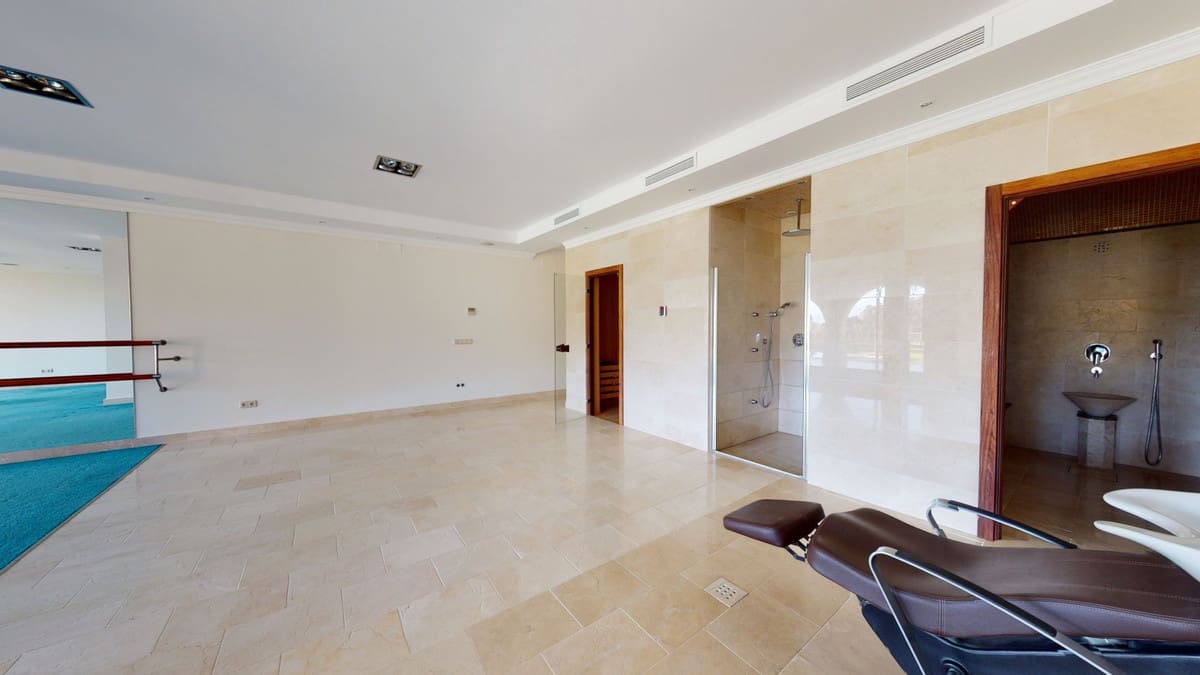 7 soverom Villa til salgs i Los Arqueros med svømmebasseng garasje - € 5 995 000 (Ref: 6471377)