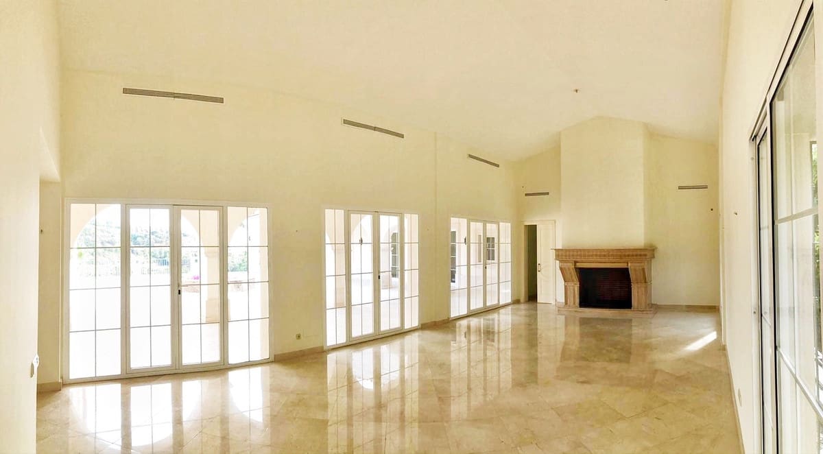 7 soverom Villa til salgs i Los Arqueros med svømmebasseng garasje - € 5 995 000 (Ref: 6471377)